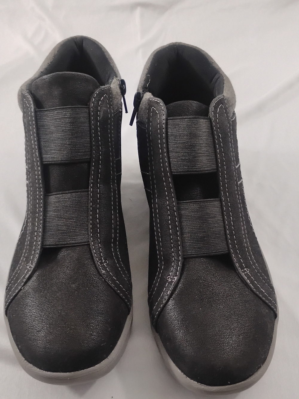 Clarks Cloud steppers Women's Black Side Zipper Ankle Boots Front Elastic Size 9